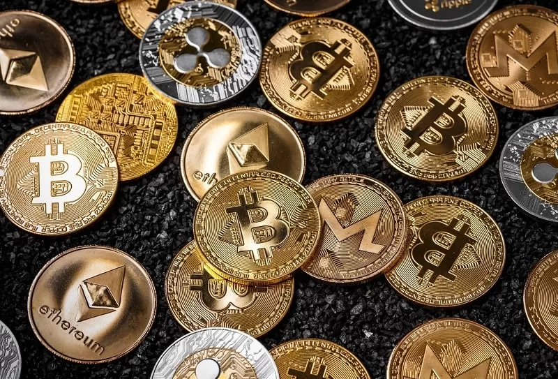 Vantagens e desvantagens de uma criptomoeda deflacionária